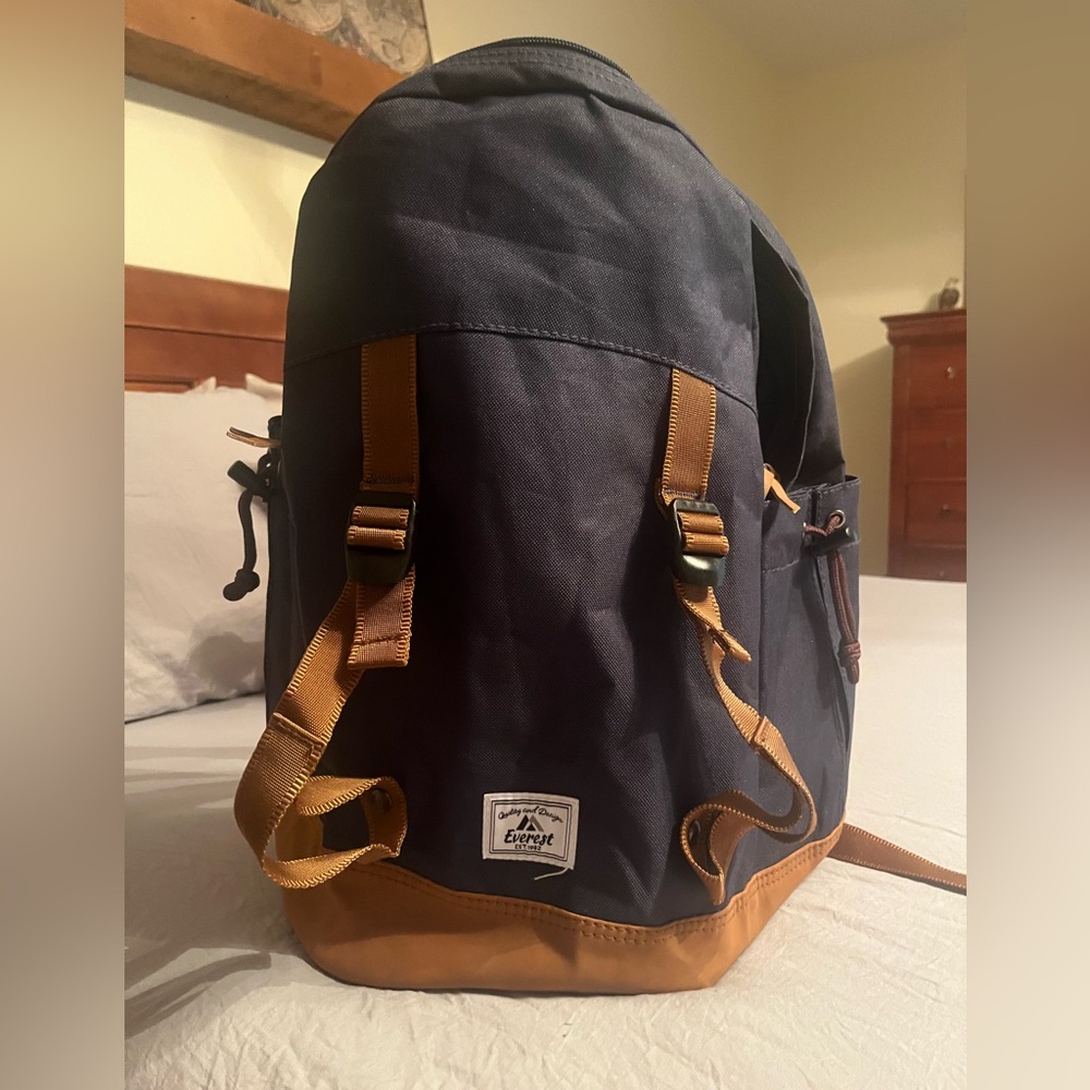 Everest backpack like new.  Navy and tan